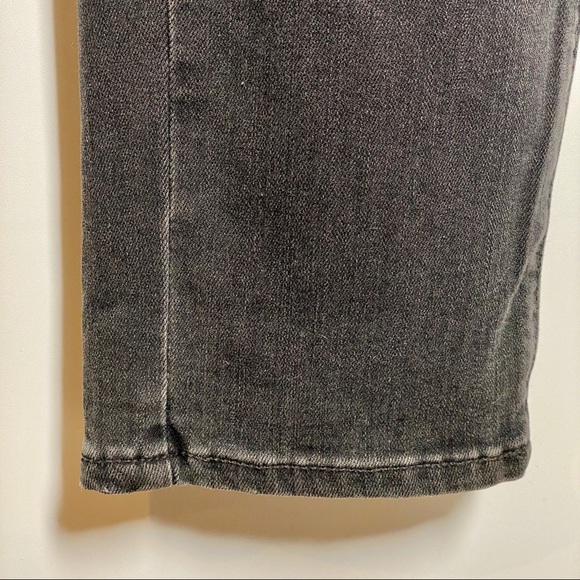 Pᴀɪɢᴇ Dᴇɴɪᴍ Hᴏxᴛᴏɴ Cʀᴏᴘ Rᴏʟʟ Uᴘ Jᴇᴀɴ - Picture 7 of 15